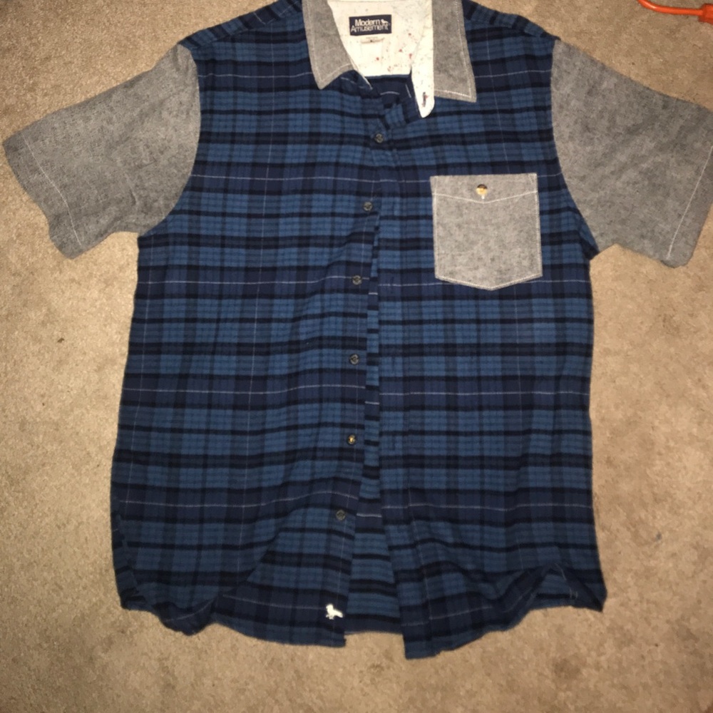 PacSun short sleeve button down